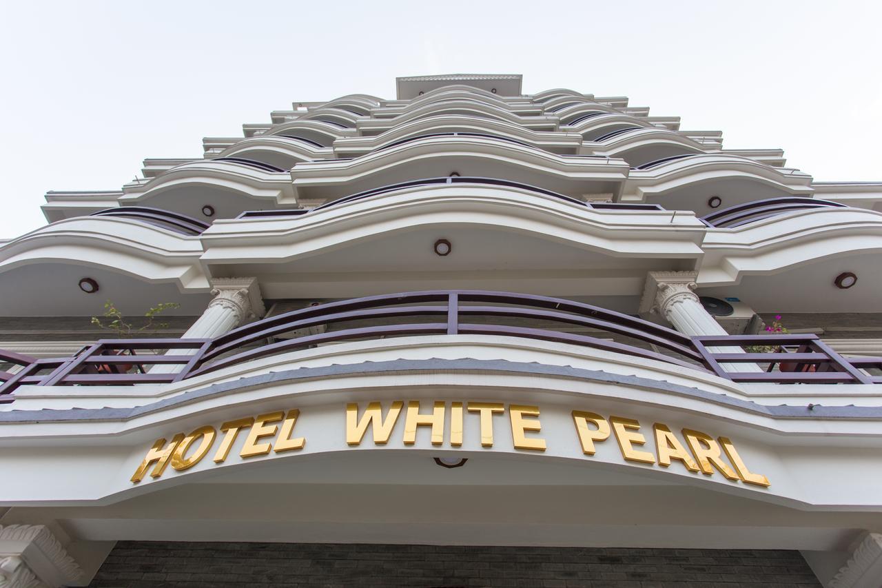 Hotel White Pearl Pokhara Luaran gambar