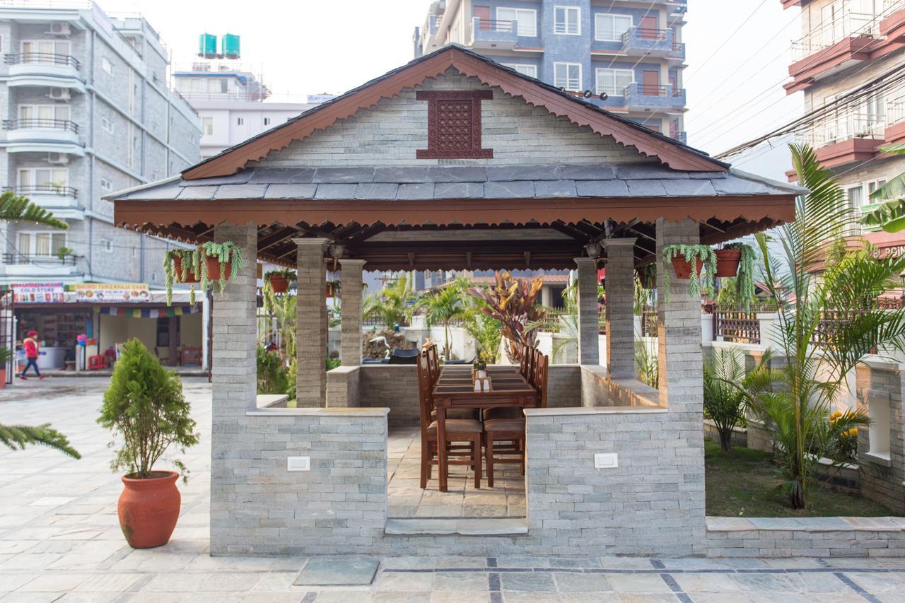 Hotel White Pearl Pokhara Luaran gambar