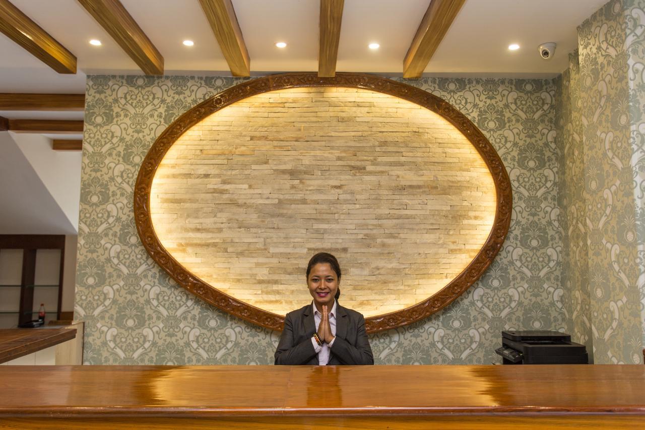 Hotel White Pearl Pokhara Luaran gambar