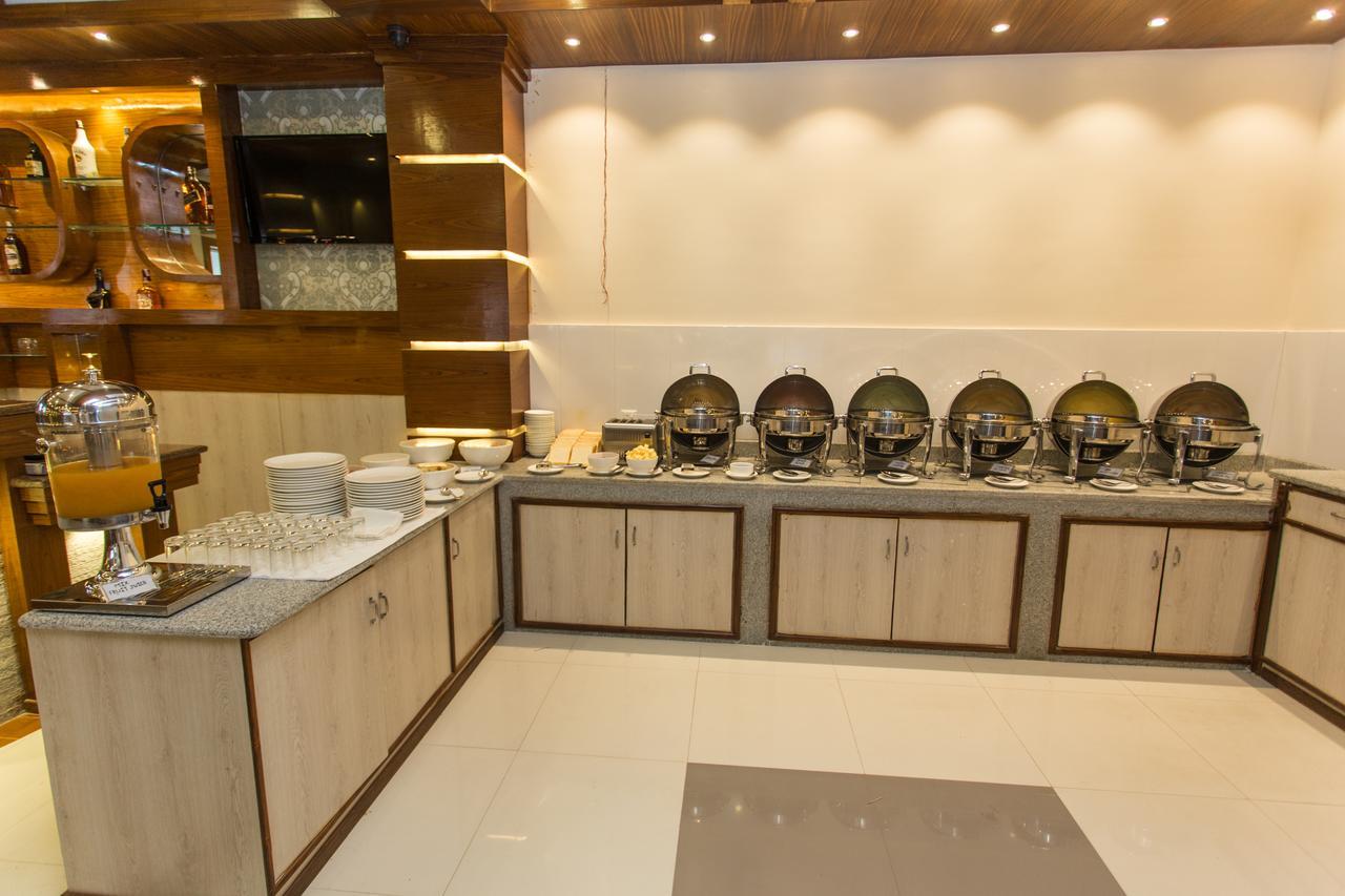 Hotel White Pearl Pokhara Luaran gambar