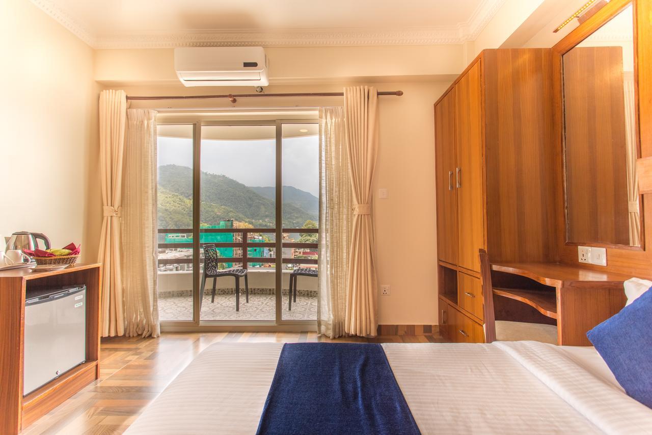 Hotel White Pearl Pokhara Luaran gambar