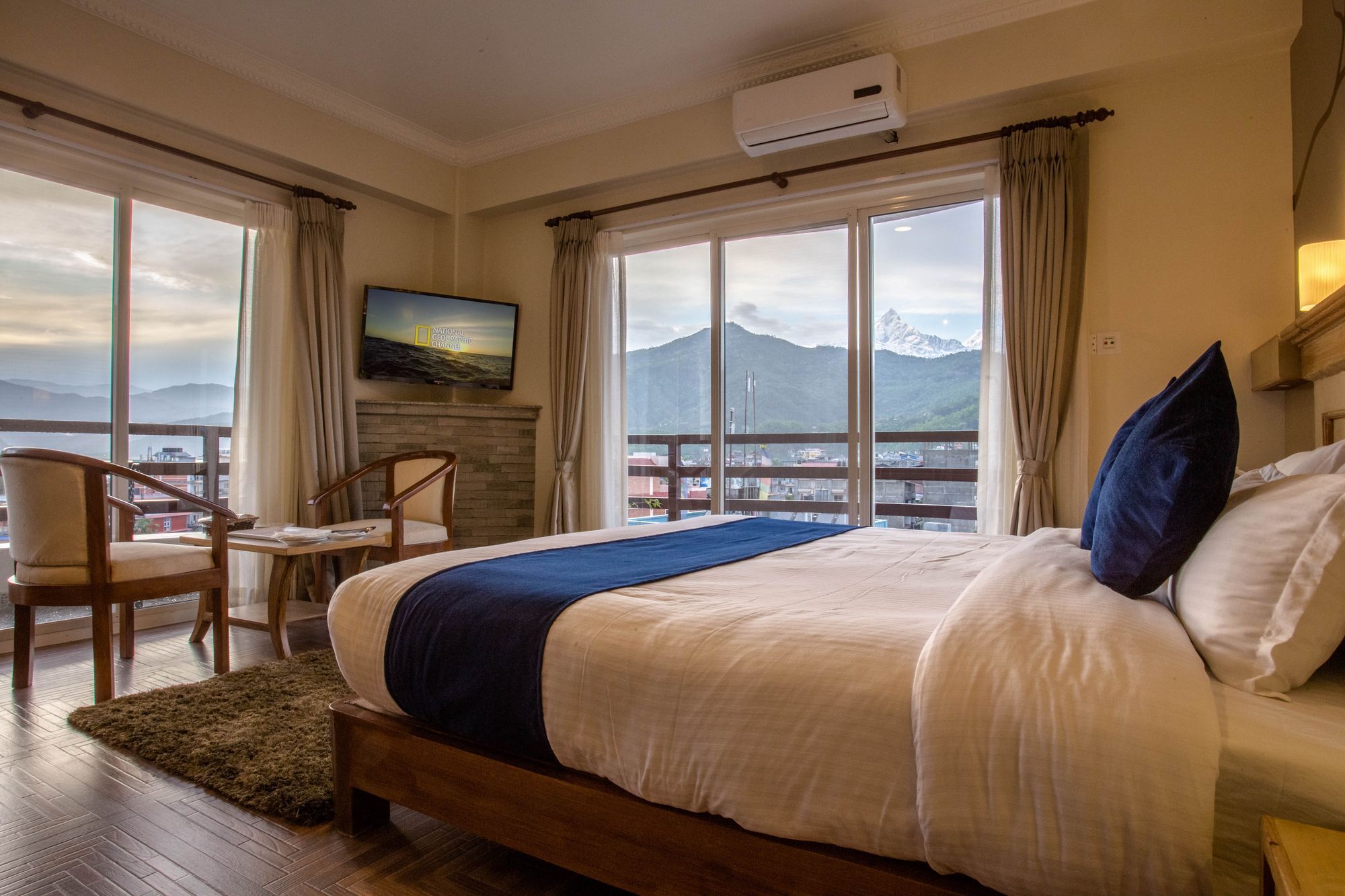 Hotel White Pearl Pokhara Luaran gambar