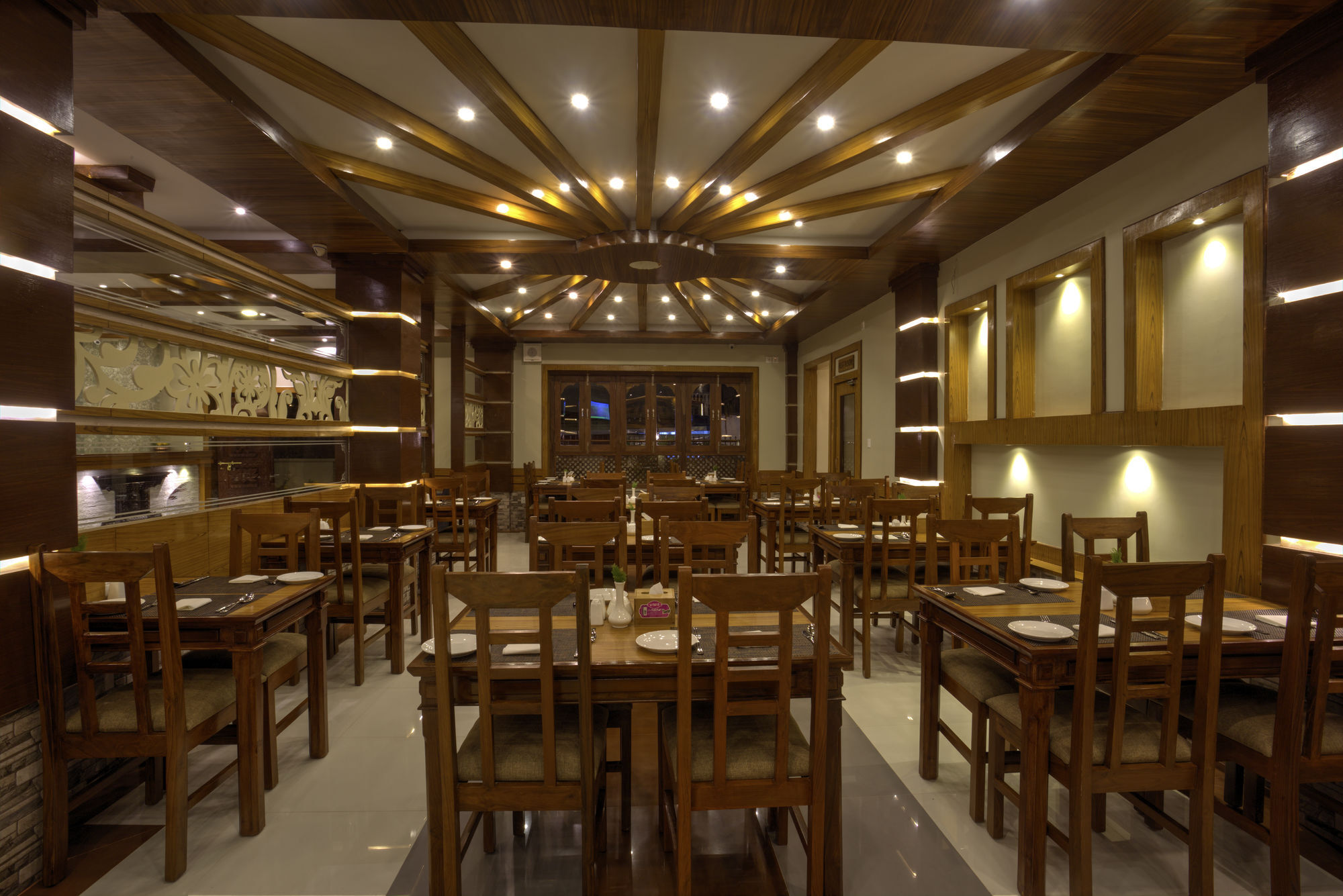 Hotel White Pearl Pokhara Luaran gambar