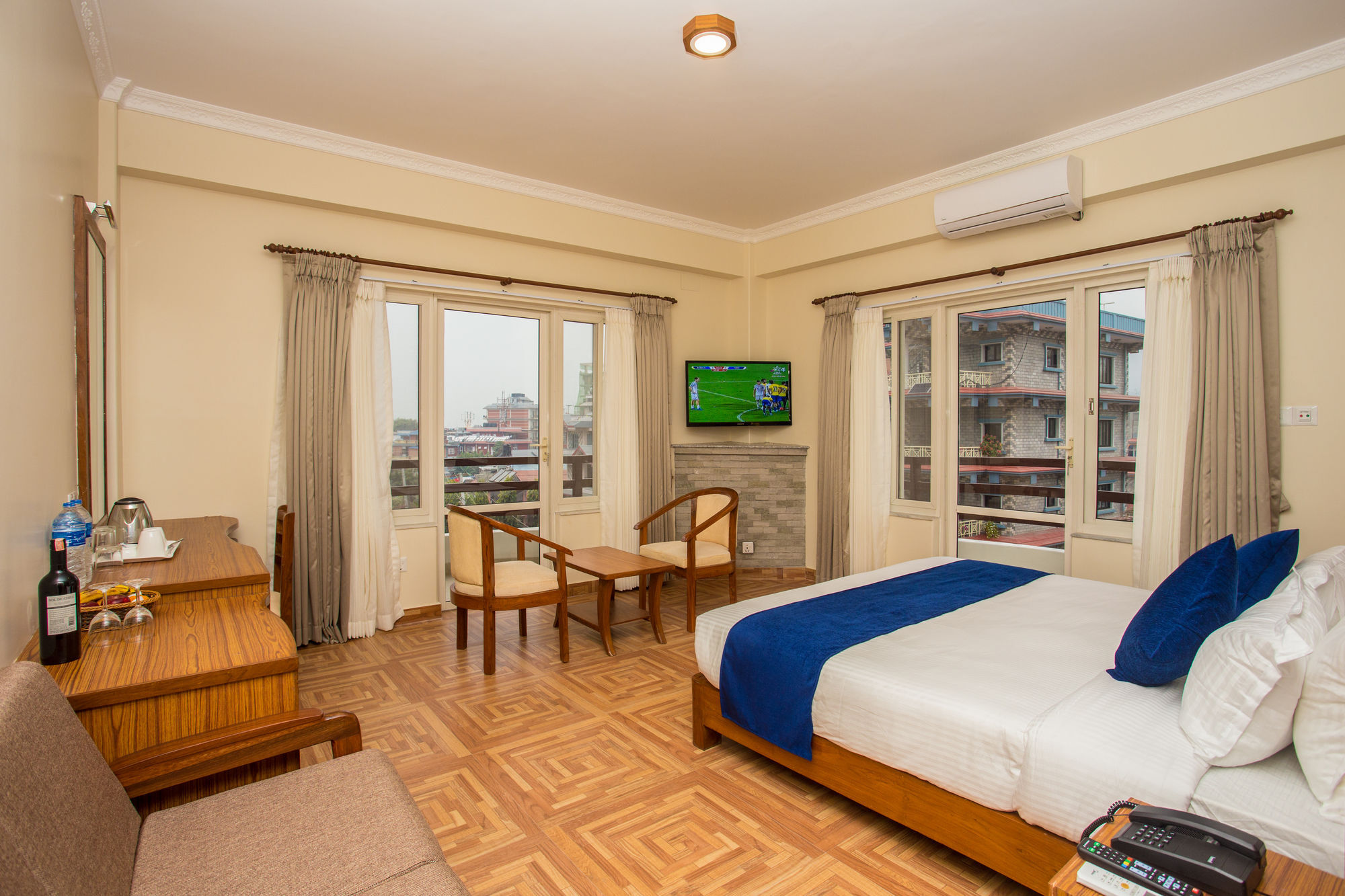 Hotel White Pearl Pokhara Luaran gambar