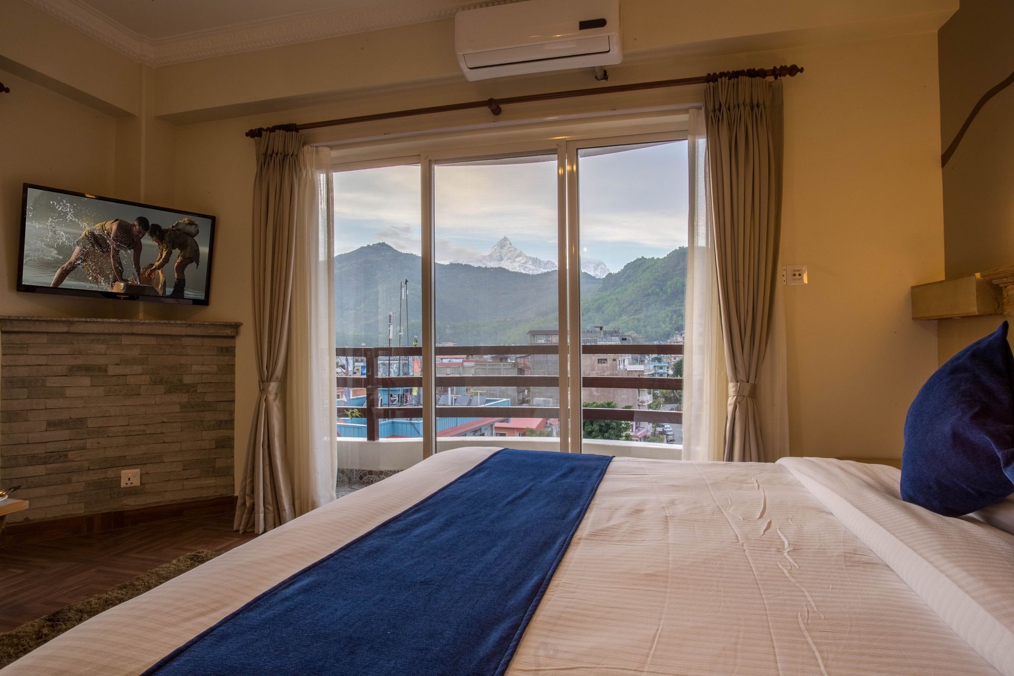 Hotel White Pearl Pokhara Luaran gambar